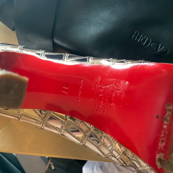 Christian Louboutain SUPER RARE ROSE GOLD - Picture 7 of 8